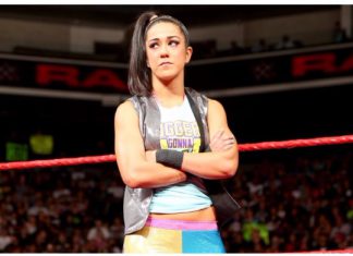 Bayley retiene el Campeonato de Smackdown